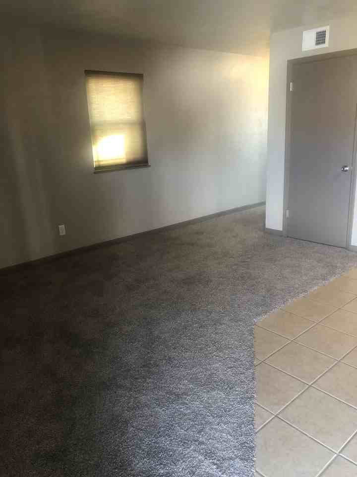 205 East Dunklin Street - Photo 2 of 8