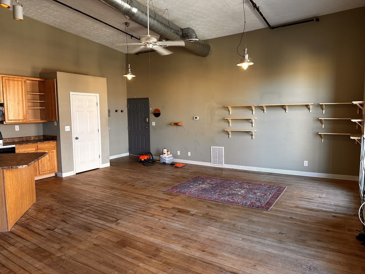 903 Main St #H - Photo 7 of 28