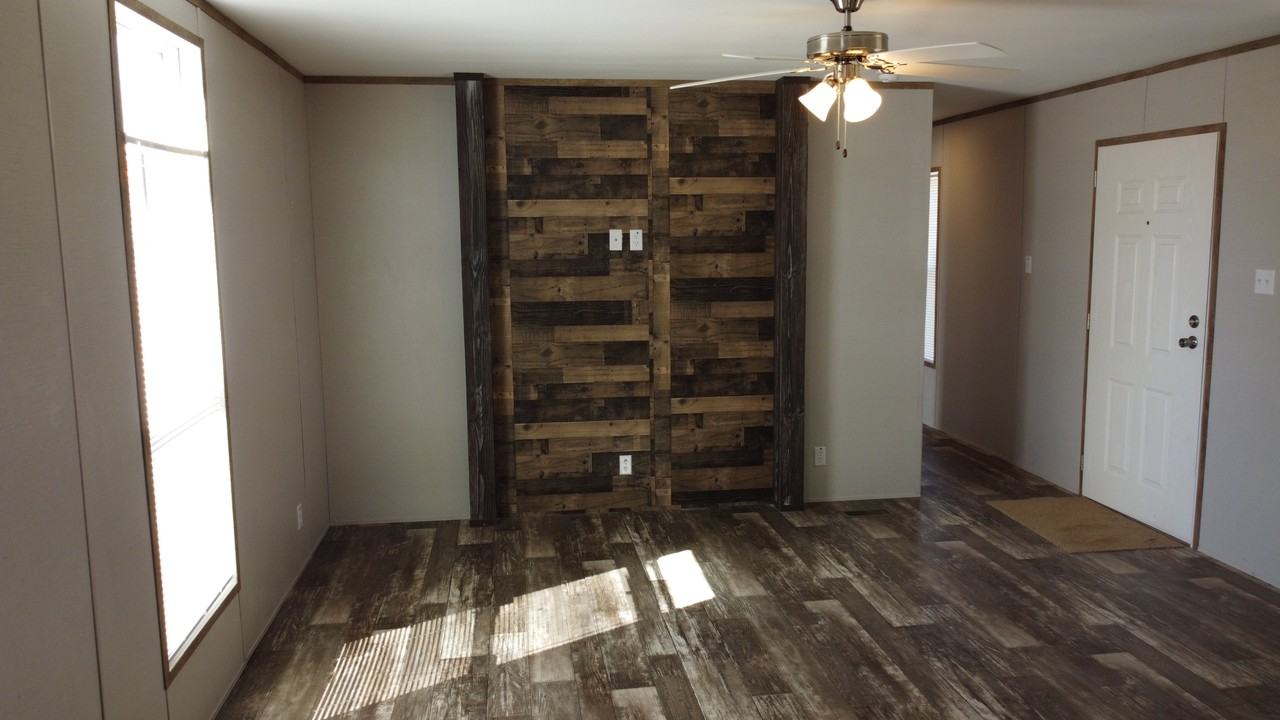 401 Settlers Rd #B - Photo 3 of 11