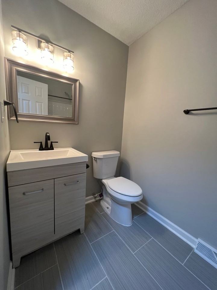 610 Belfast Dr - Photo 7 of 11