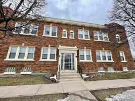 featured image of 1705 S 84th St