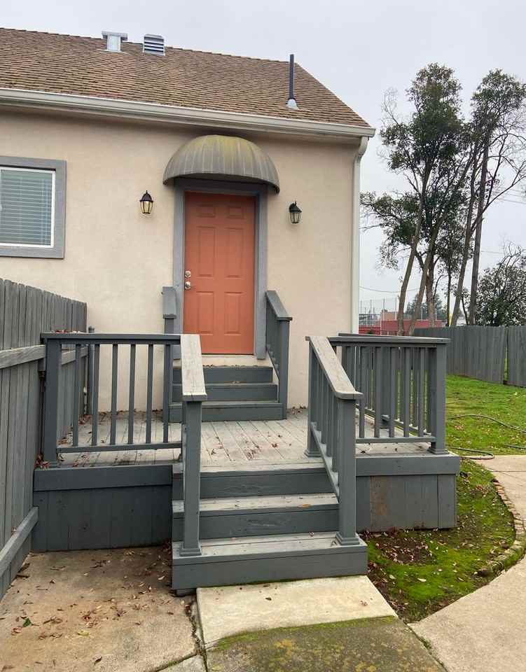 3444 Redding Ave - Photo 3 of 23