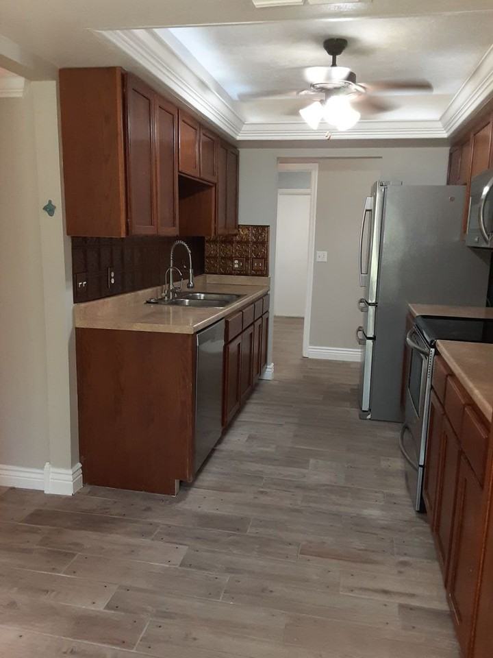 5619 Colonial Oaks Blvd - Photo 6 of 24