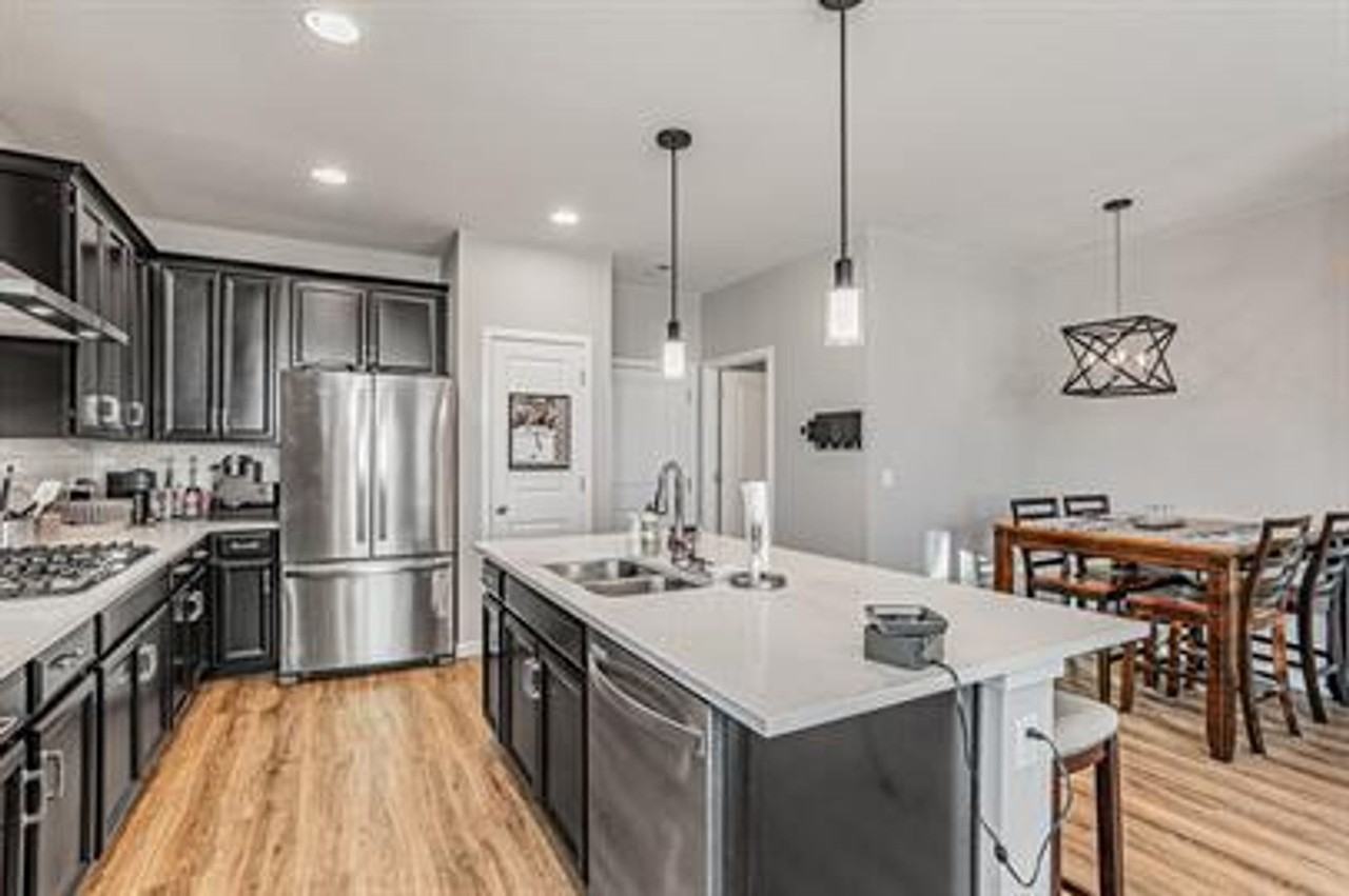 8017 Yampa River Ave - Photo 3 of 23