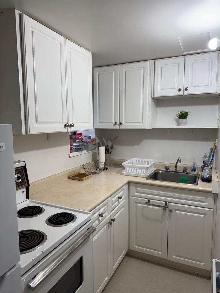 4537 West 14th Avenue - Photo 7 of 16