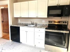featured image of 900 Main St Apt 2 #Apt 2