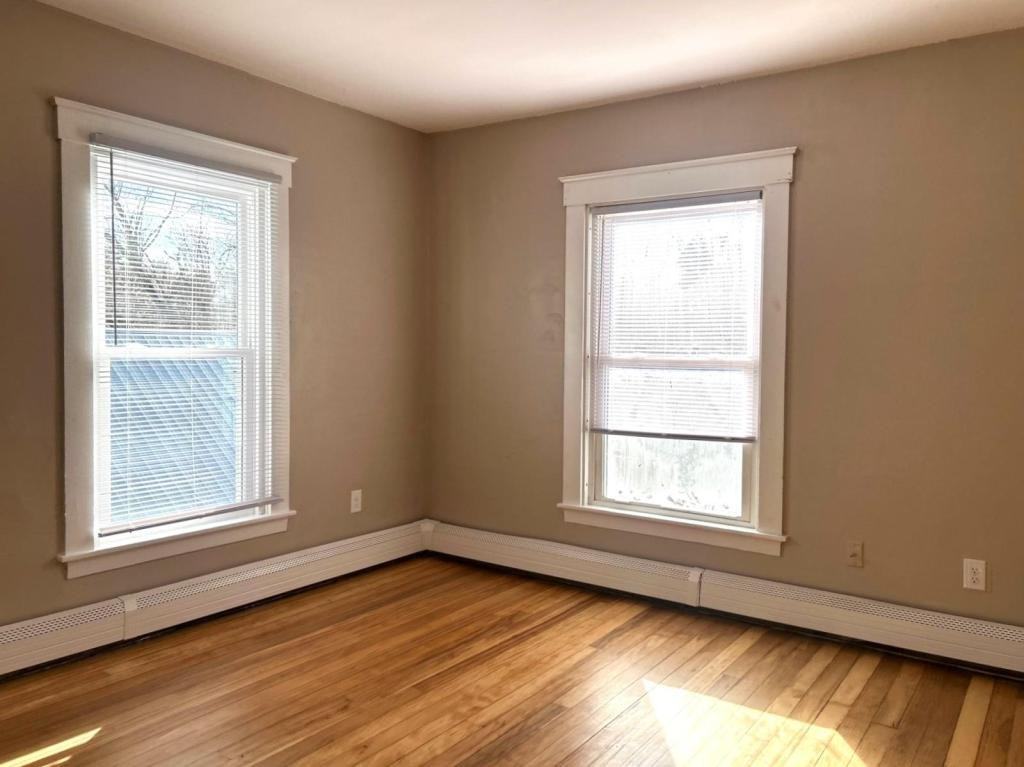900 Main St Apt 2 - Photo 4 of 13