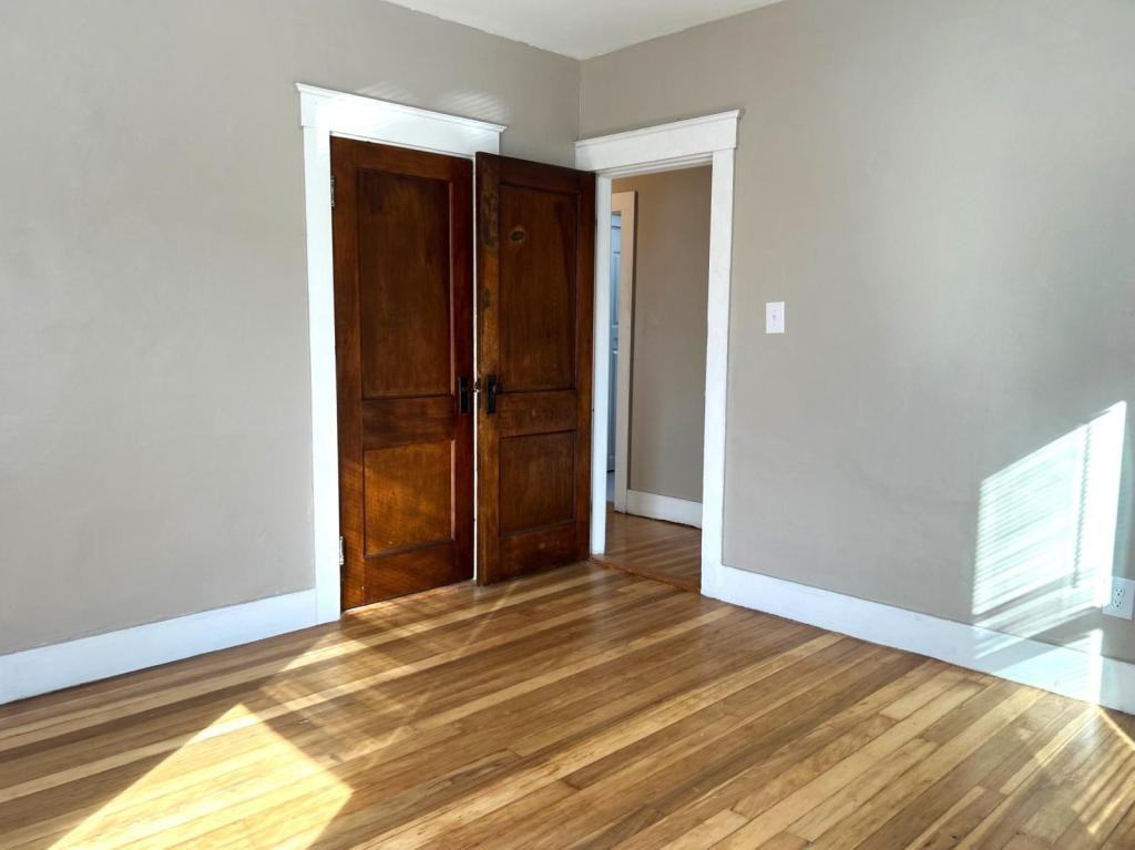900 Main St Apt 2 - Photo 5 of 13