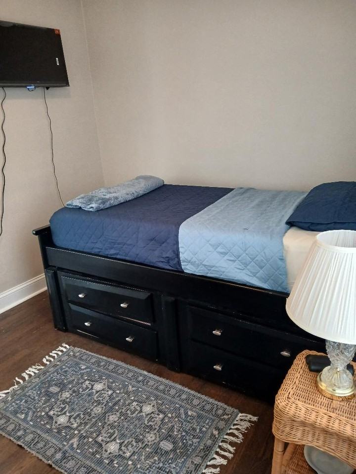 10244 S Perry Ave #NA - Photo 3 of 14