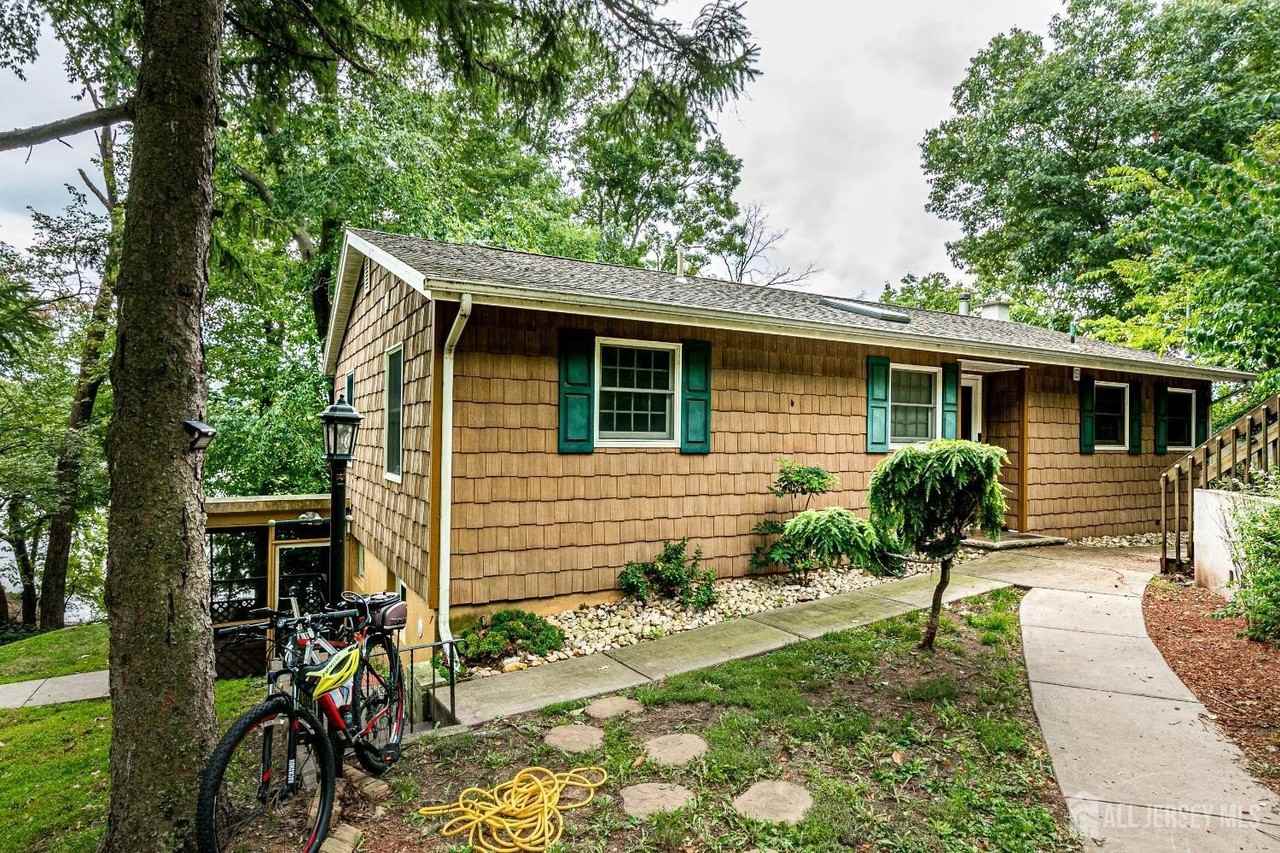 31 Cardownie Street - Photo 2 of 19