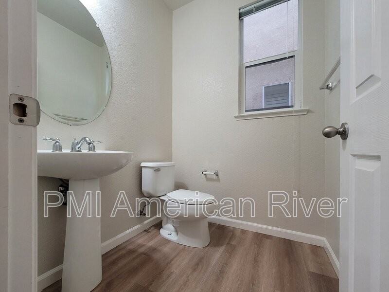 8143 Crystal Walk Cir - Photo 7 of 24