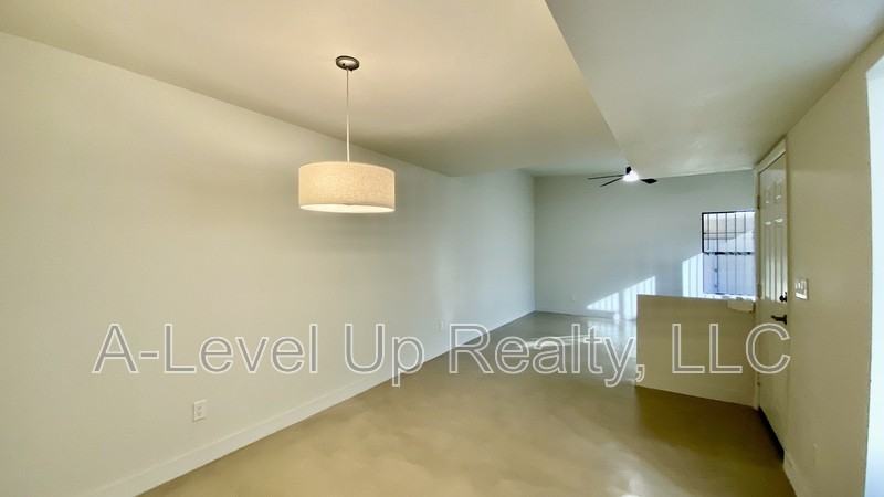 2387 W Palo Dulce Dr - Photo 7 of 34