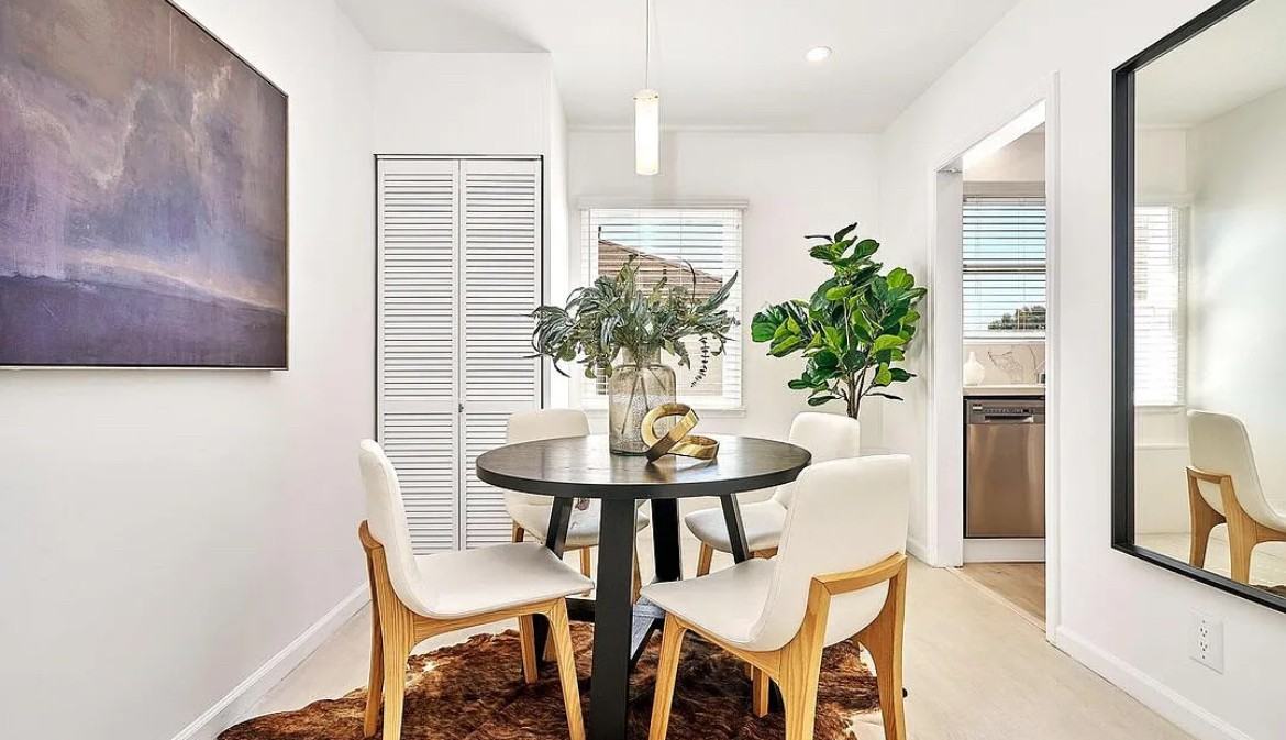 1032 19Th St - Photo 3 of 8