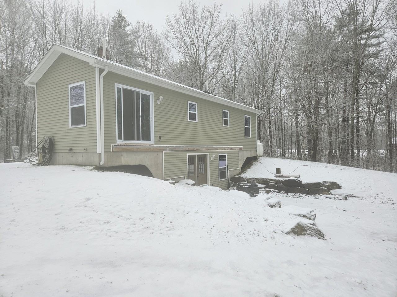 1048 Middle Road - Photo 2 of 20