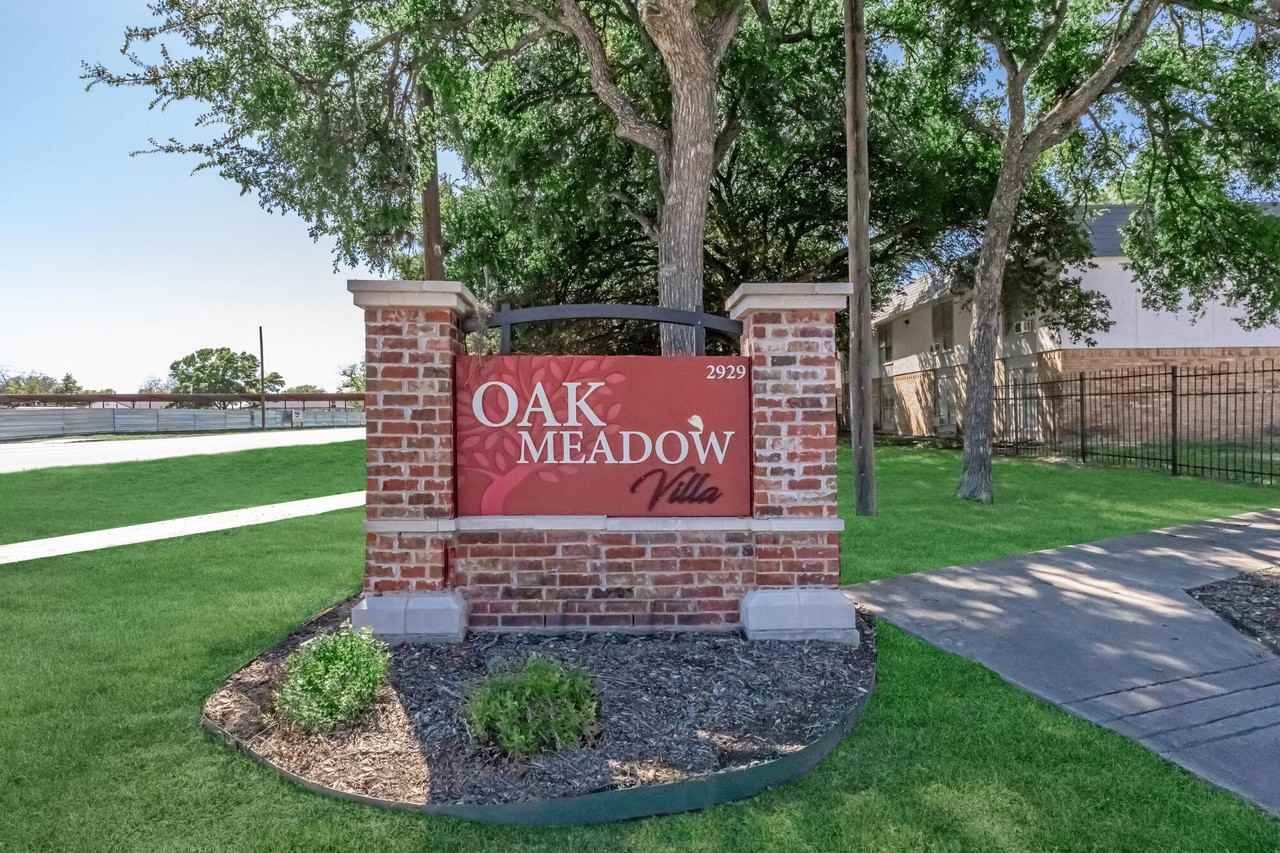 Oak Meadow Villa - Photo 6 of 9