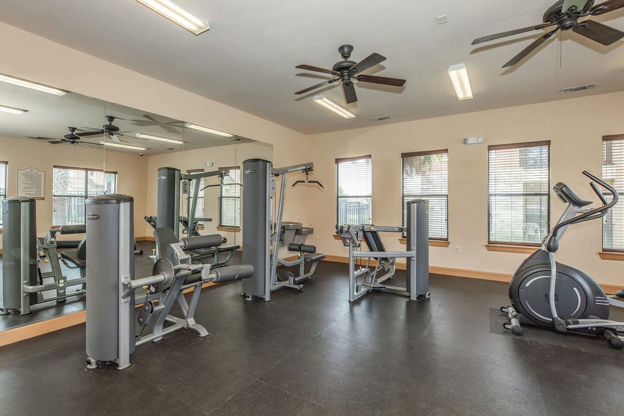 Navigation Pointe - Photo 6 of 12