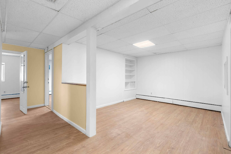 9 Daniel Rd #B - Photo 3 of 12