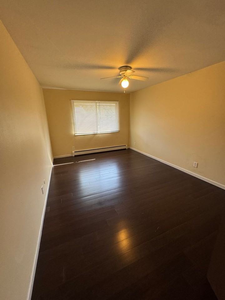 Riverside Terrace Apartments - Photo 6 of 7