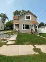 featured image of 712 S Oakland Ave
