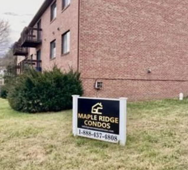 410 Maple Ave #L - Photo 3 of 10