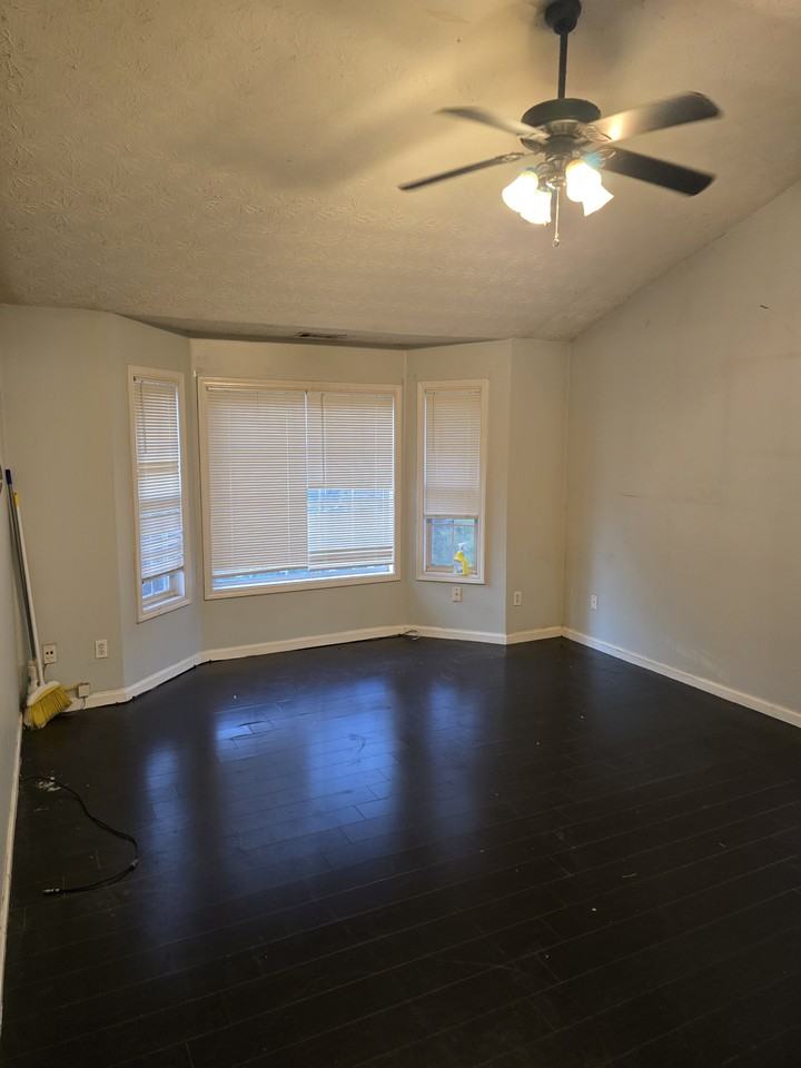 170 Wynfield Dr #NA - Photo 4 of 11