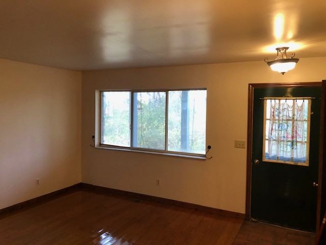 9067 Lakeshore #NA - Photo 4 of 10