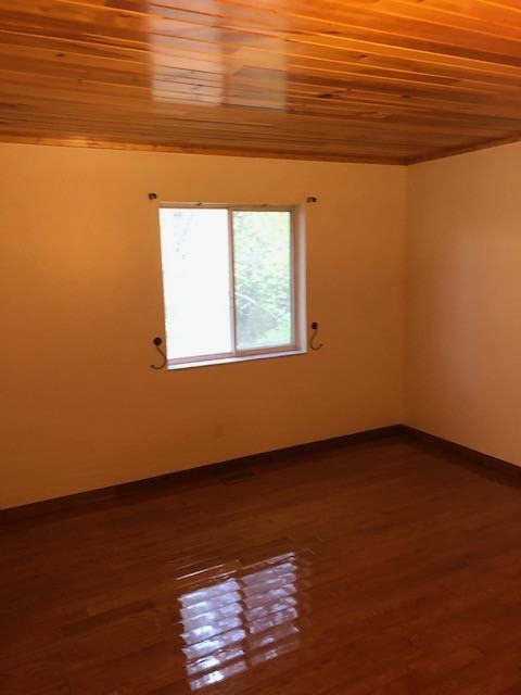 9067 Lakeshore #NA - Photo 6 of 10