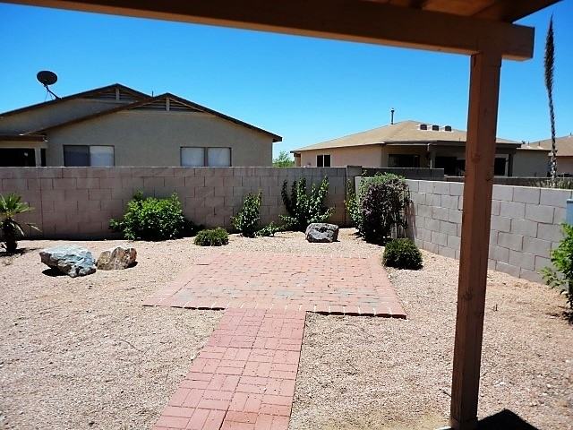 8772 East Eagle Creek Drive - Photo 3 of 7