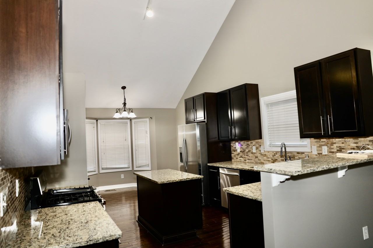 8805 Emerald Hill Dr #NA - Photo 3 of 21