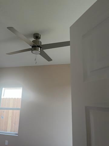 3117 W Kenwood St #5 - Photo 3 of 6