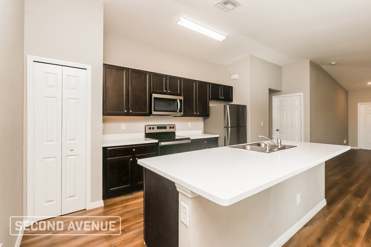 2805 11th St Sw - Photo 4 of 26