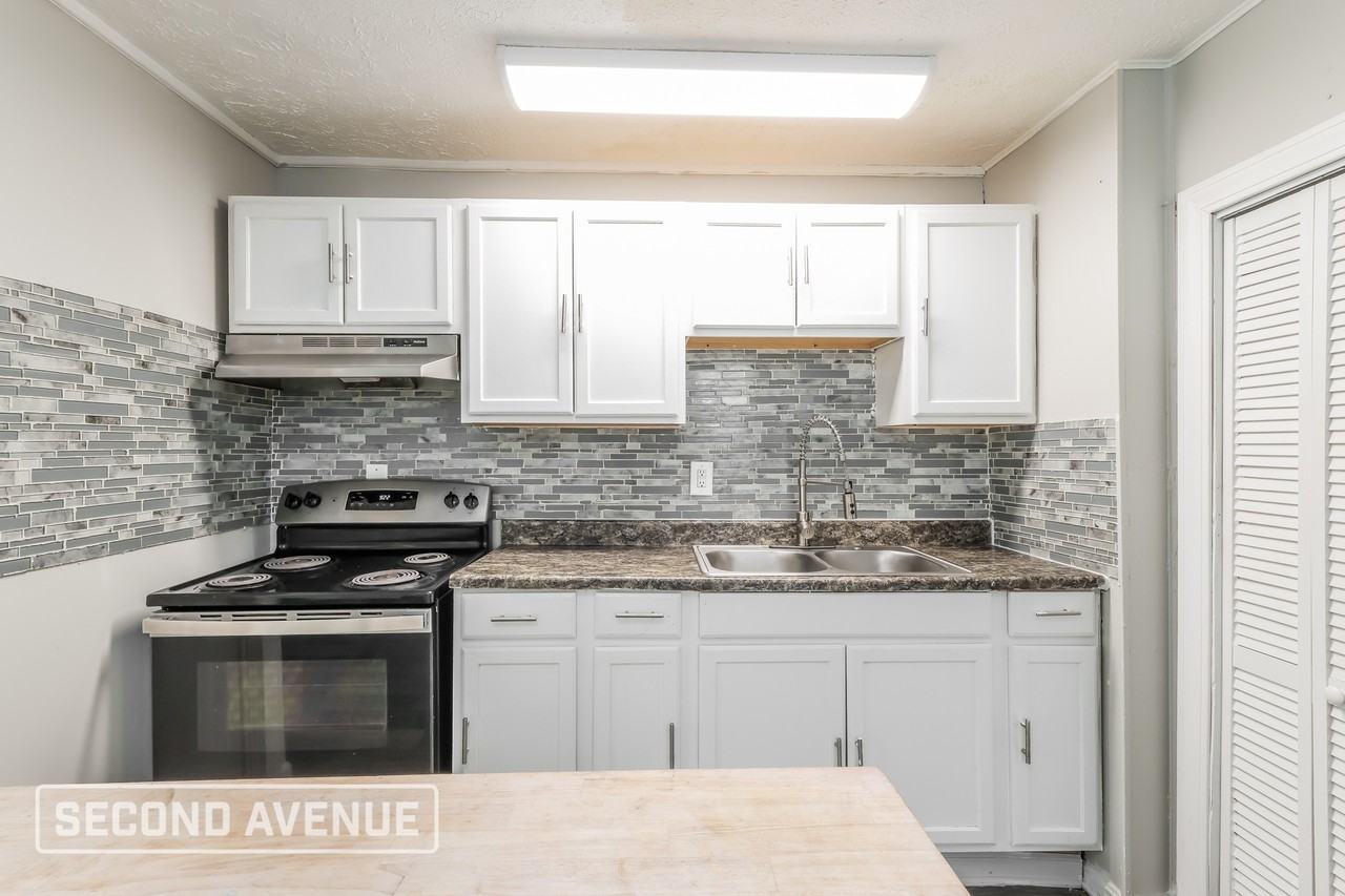 4107 Grand Ave - Photo 6 of 27