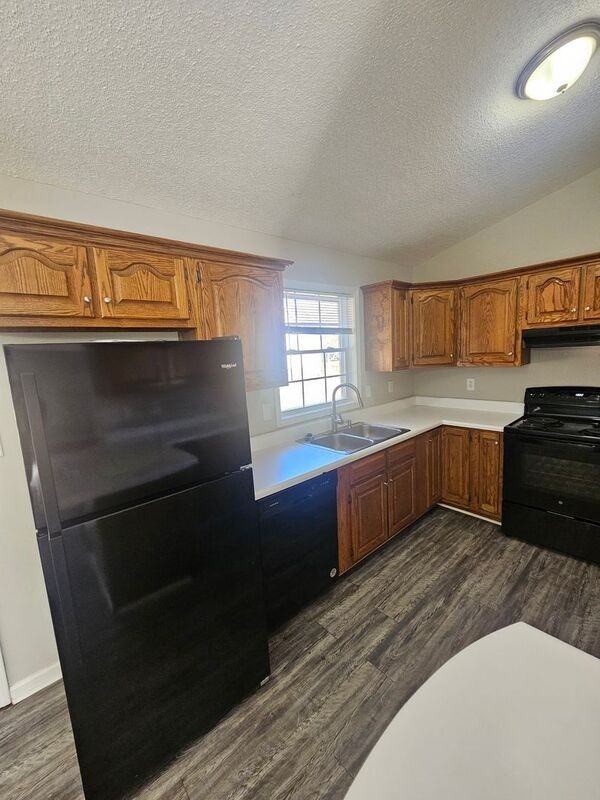 137 Greenland Farms Dr - Photo 3 of 23