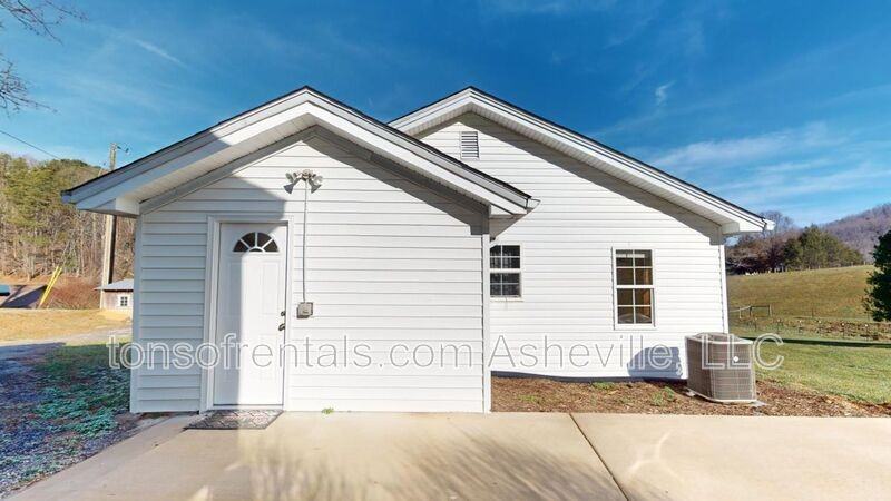 110 Brians View Dr - Photo 2 of 19
