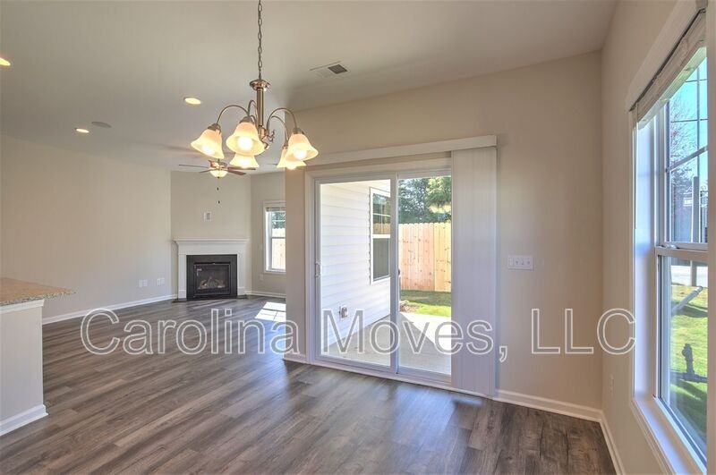 2 Sabine Leaf Ct - Photo 3 of 22