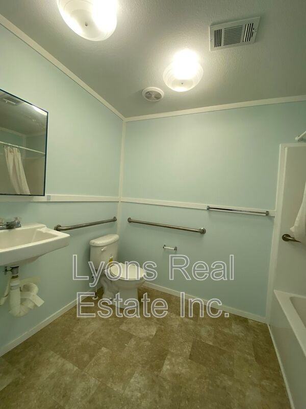 8086 Heck Dr #17 - Photo 7 of 11