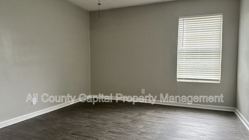 5426 Menchaca Rd #125ARYA - Photo 2 of 4
