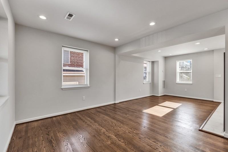 2301 Riggs Ave - Photo 2 of 22