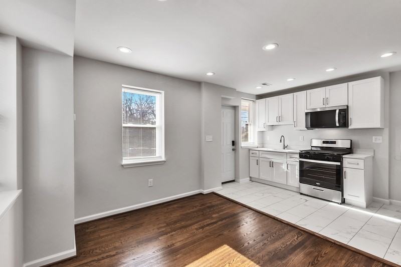 2301 Riggs Ave - Photo 5 of 22