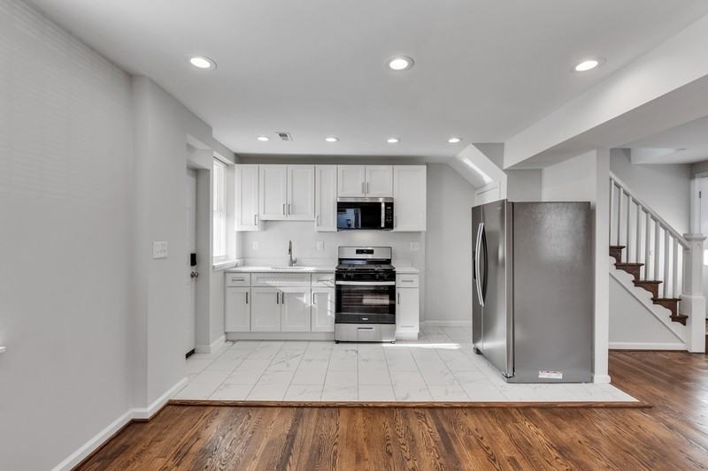 2301 Riggs Ave - Photo 6 of 22