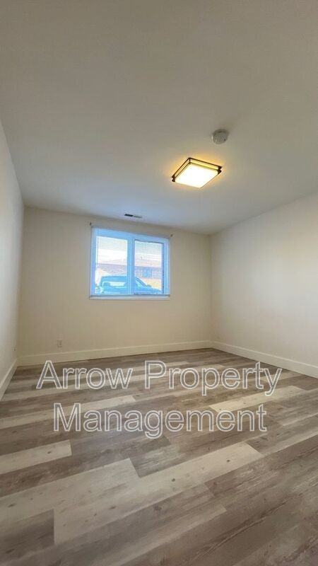 539 N 24th St #7 - Photo 7 of 9
