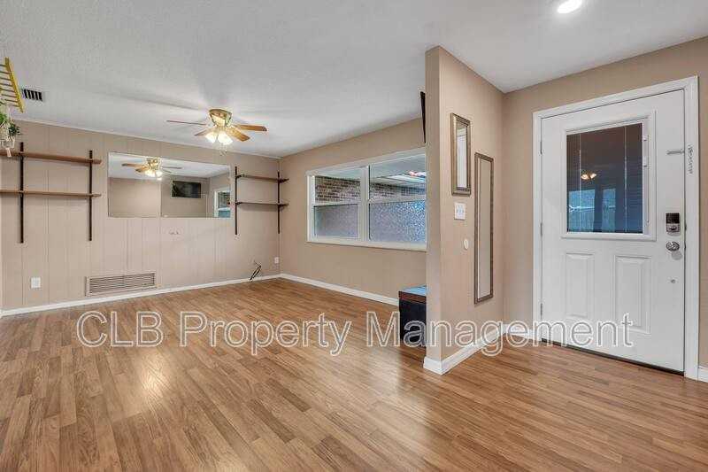 709 Hillville Dr - Photo 2 of 14