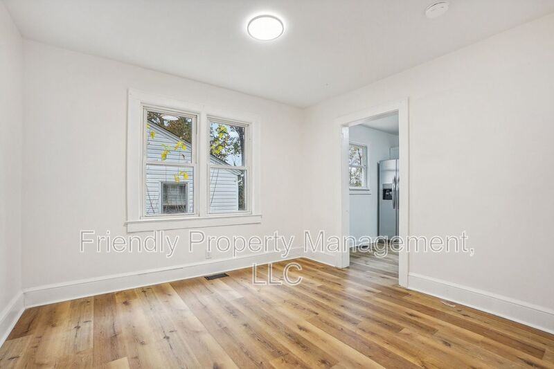 1004 Charlotte Ave - Photo 6 of 22