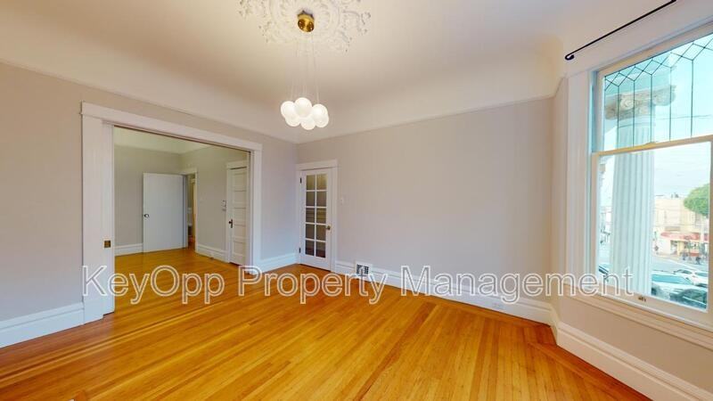 2935 Fillmore St - Photo 2 of 19
