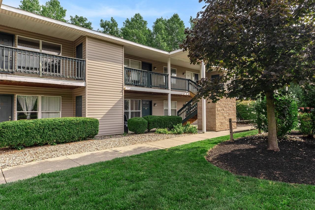 Vandenburgh Place Apartments - Photo 2 of 50