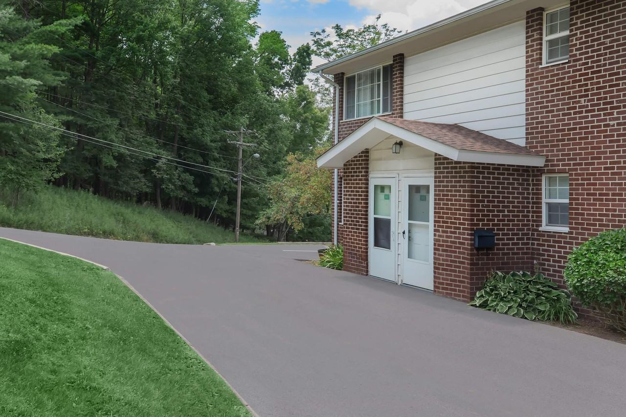 Wilber Park Apartments - Photo 5 of 42