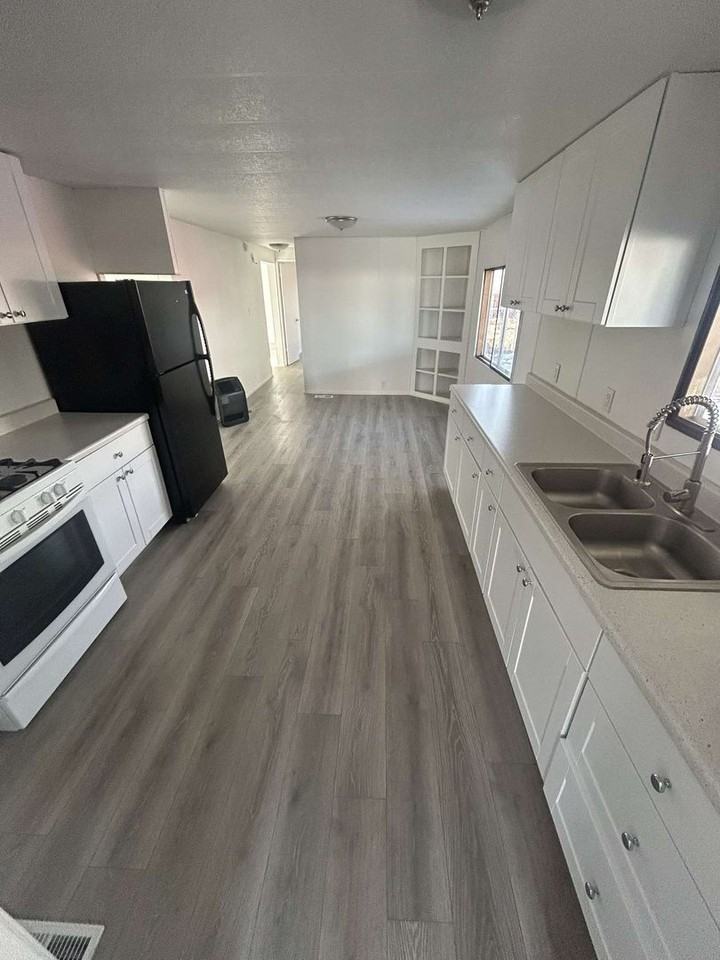 341 Draper Lane #8 - Photo 2 of 8