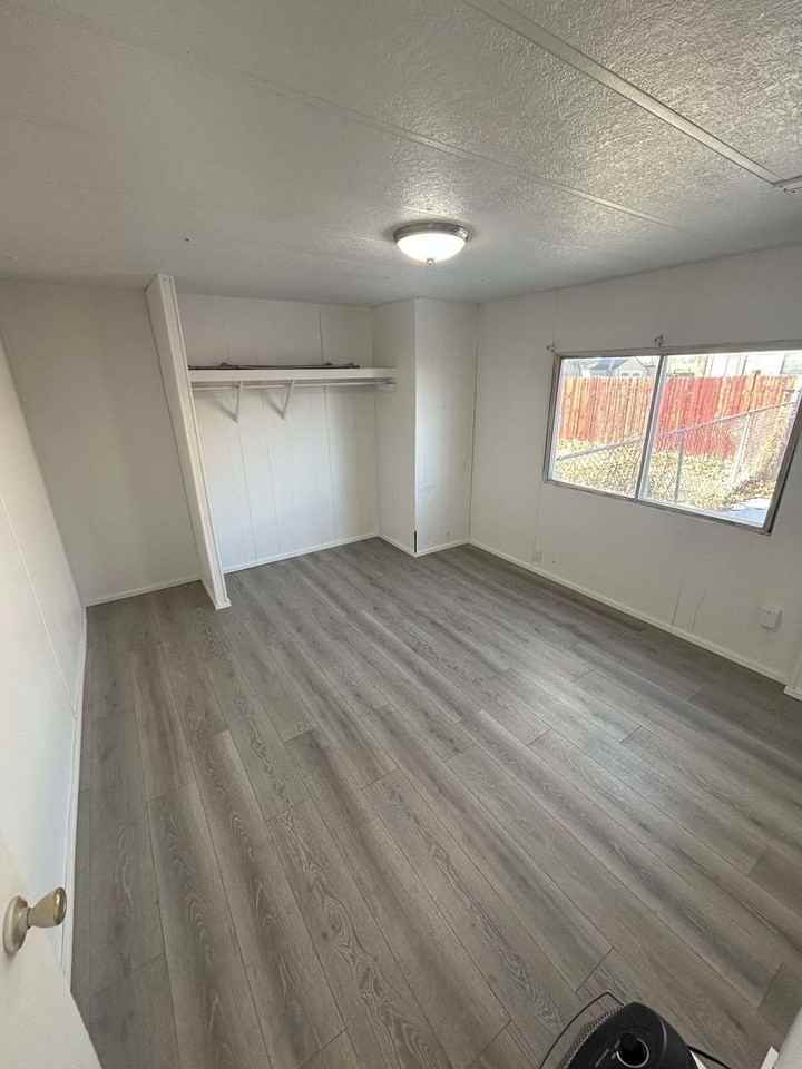 341 Draper Lane #8 - Photo 3 of 8