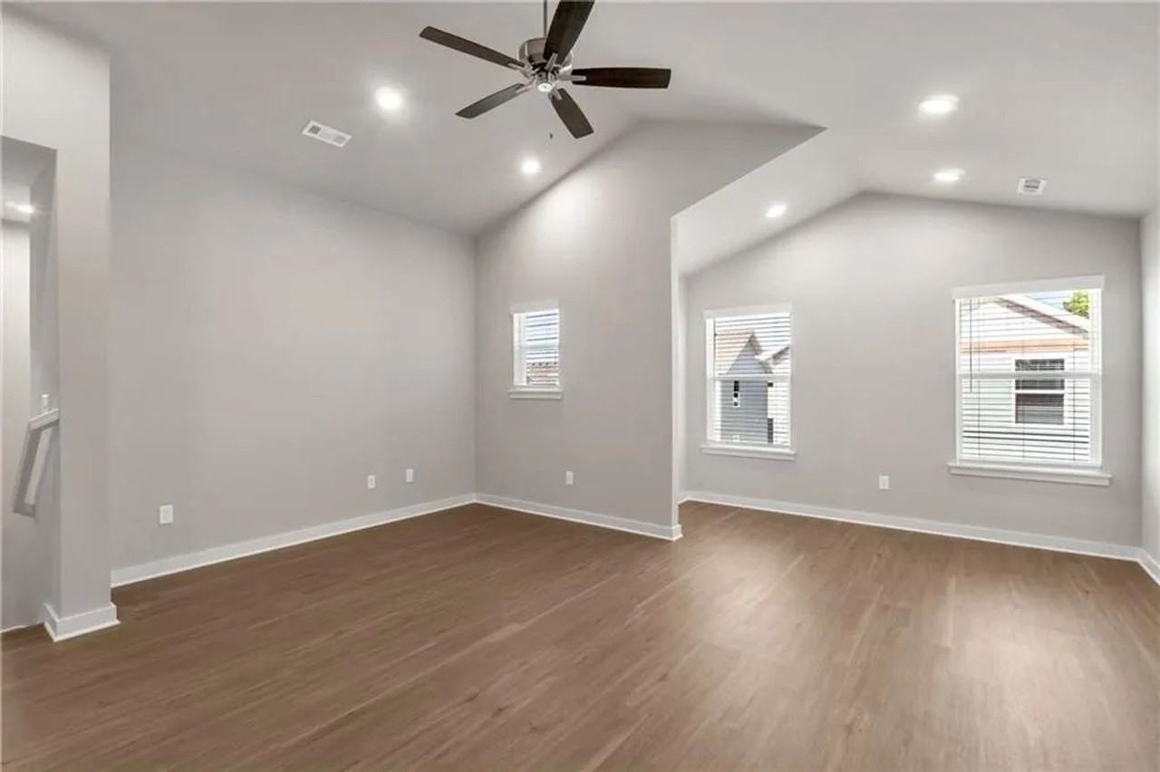 152 Copper Oaks Dr - Photo 3 of 17