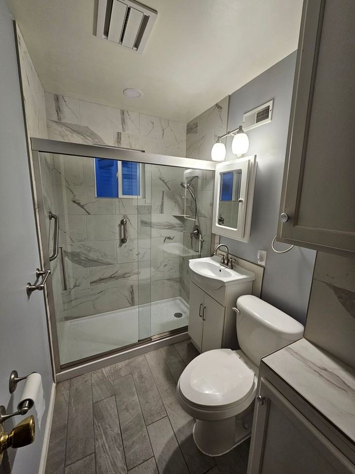 910 Geyer Ave - Photo 6 of 10